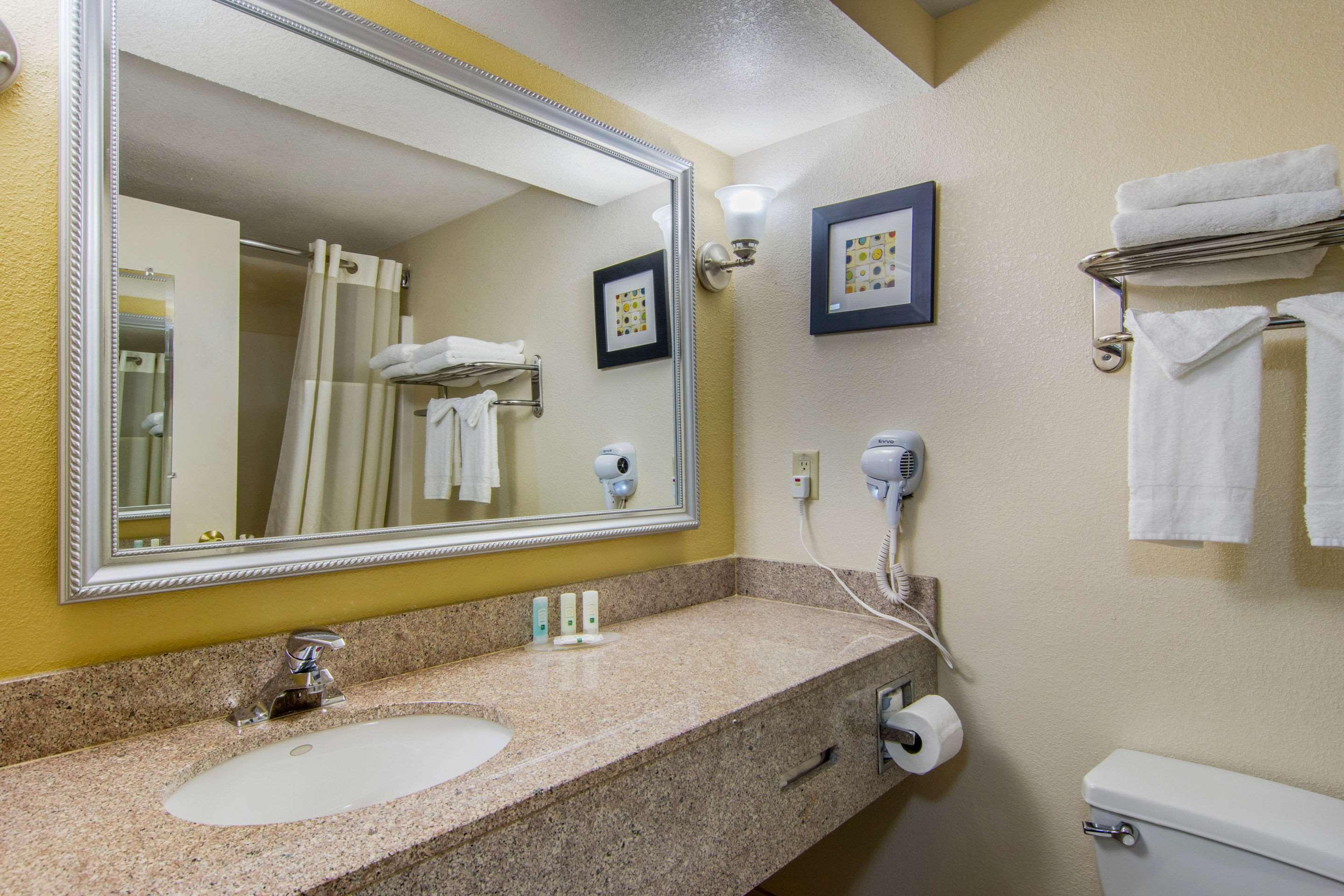 Quality Inn & Suites Union City - Atlanta South Kültér fotó